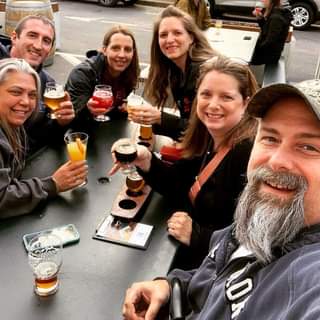 Patio Season is upon us 🍻🙌🏻 Come visit this weekend for STB pints, tasty bites,