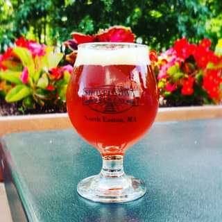 Almost too pretty to drink π Weβre pouring perfect pints all night β all thatβs