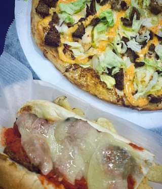 This week’s ⭐️ special is our “Big Mac” flatbread, also contending for flavor ch